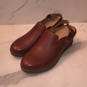 Dansko NWOT Sheridan Brick Leather Slingback Wedge Clogs Sz 40